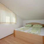 Apartment Borka *