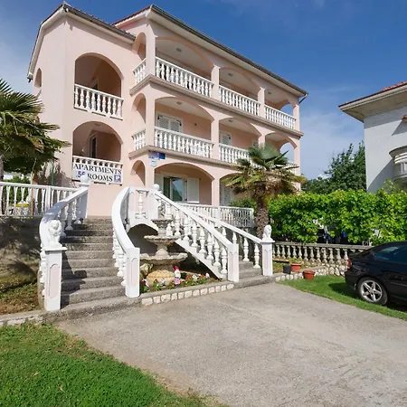 Borka Apartment Lopar