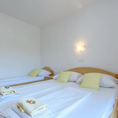 Apartament Borka *